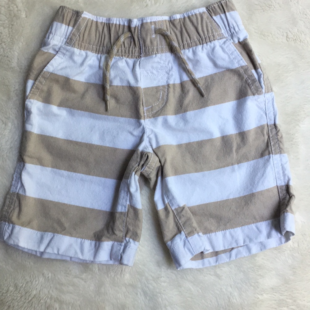 Crazy 8 shorts